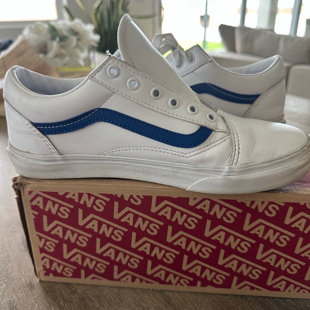 Vans Kids White Sneakers with Blue Stripe